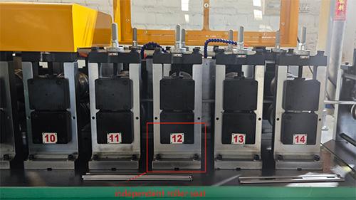 Difference between top model and economical type slide roll forming machine