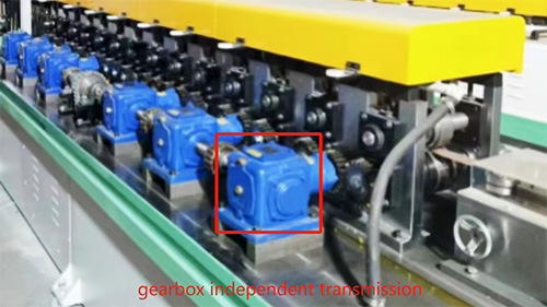 Difference between top model and economical type slide roll forming machine