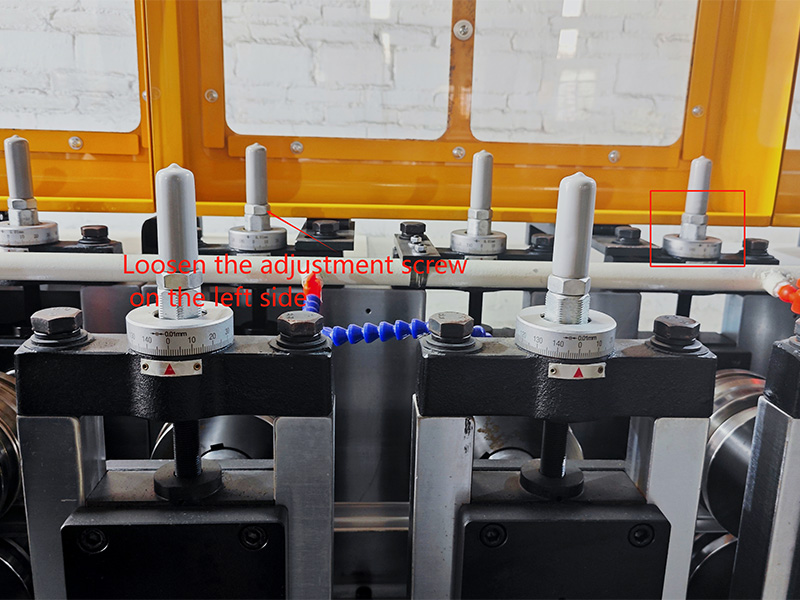 How to analyze the molding machine material situation