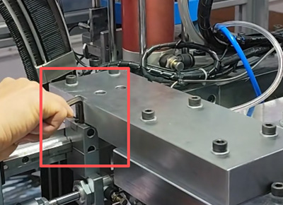 How to setting telescopic slide rail riveting machine slide lengths