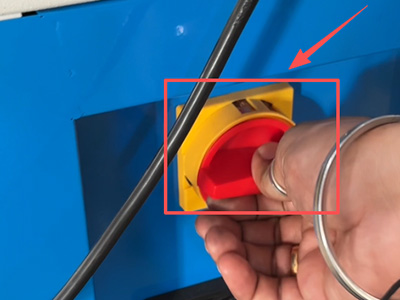 Normal hinge assembly machine operation introduction